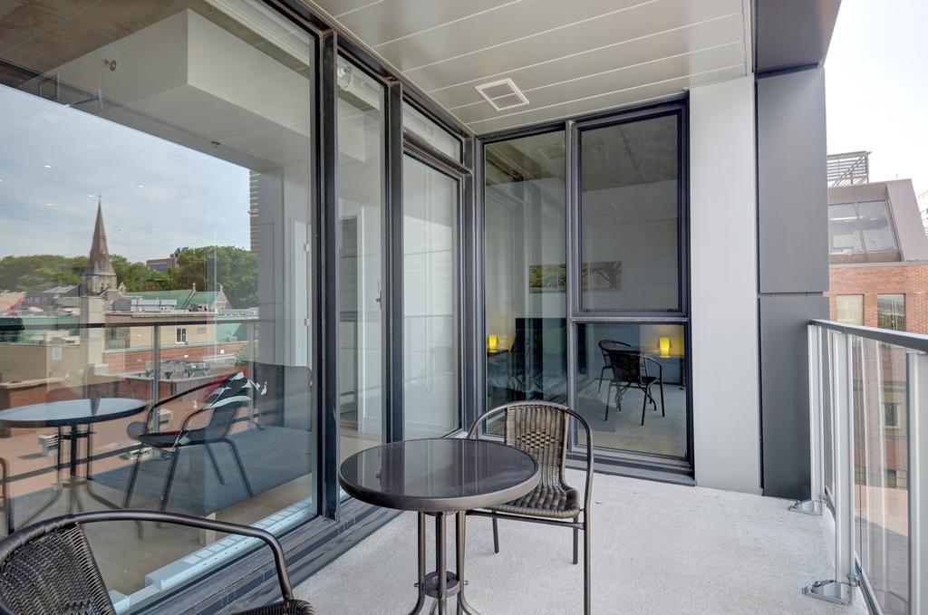 Апартаменты Les Immeubles Charlevoix - Le 760-605 Квебек Экстерьер фото