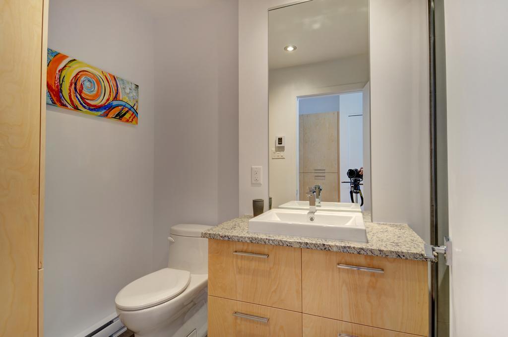 Апартаменты Les Immeubles Charlevoix - Le 760-605 Квебек Экстерьер фото